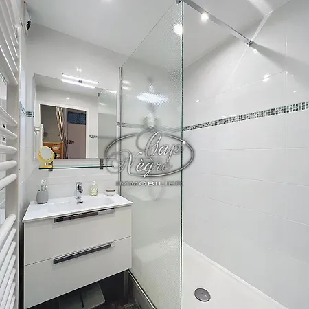 Apartment Familial Pour 4 Personnes A 150m De La De Cavaliere - *