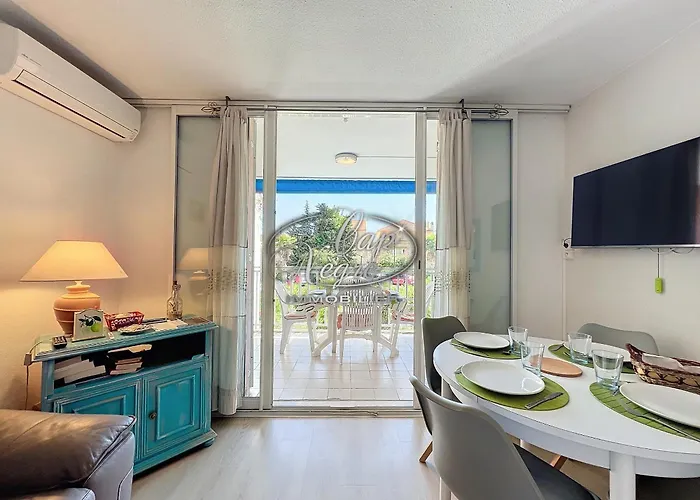 Familial Pour 4 Personnes A 150m De La De Cavaliere - *